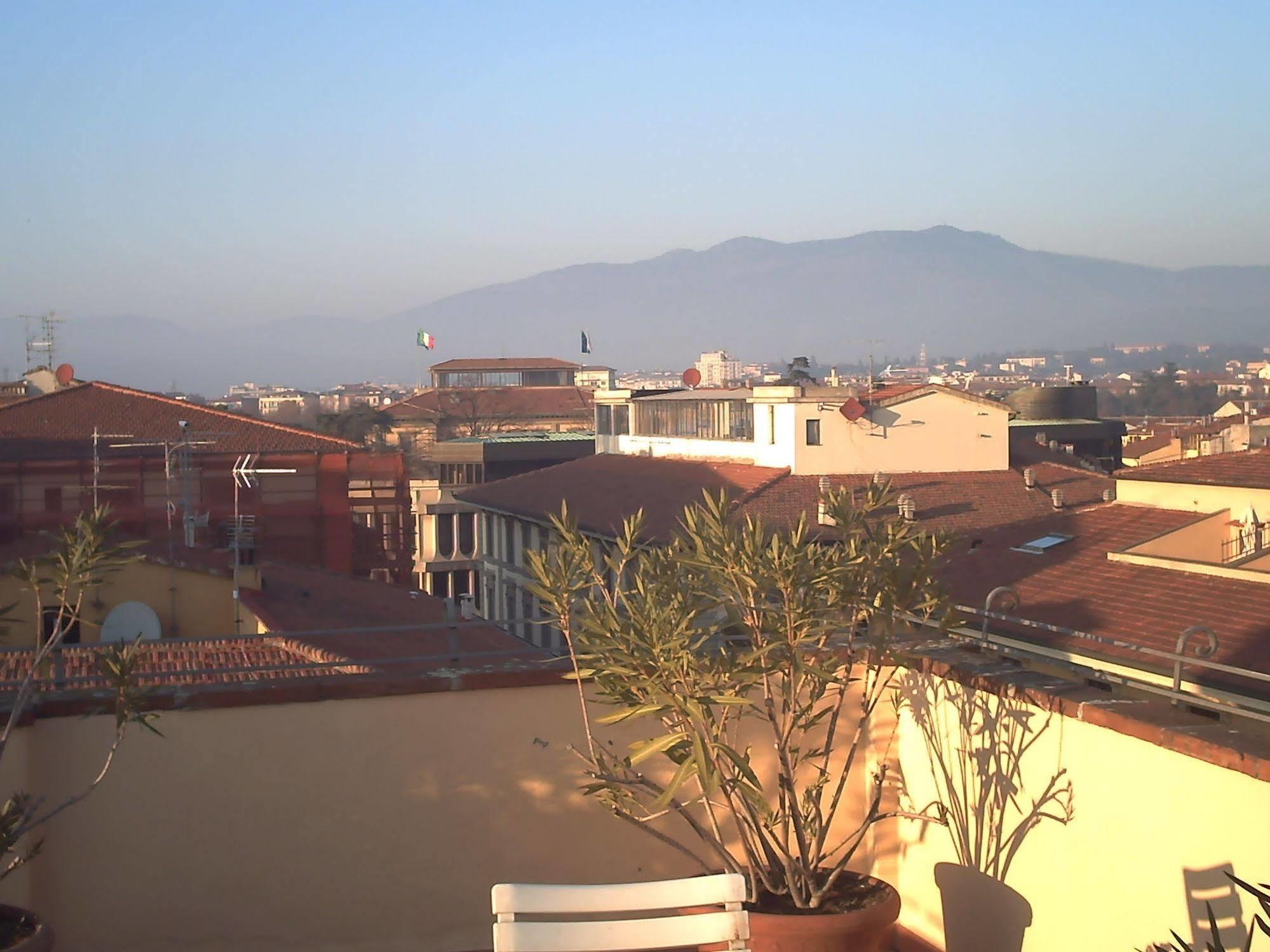 Hotel Bijou Roof Terrace Флоренция Экстерьер фото